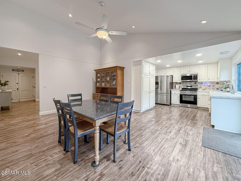 Hollow Hills-126 - 126 - Residential