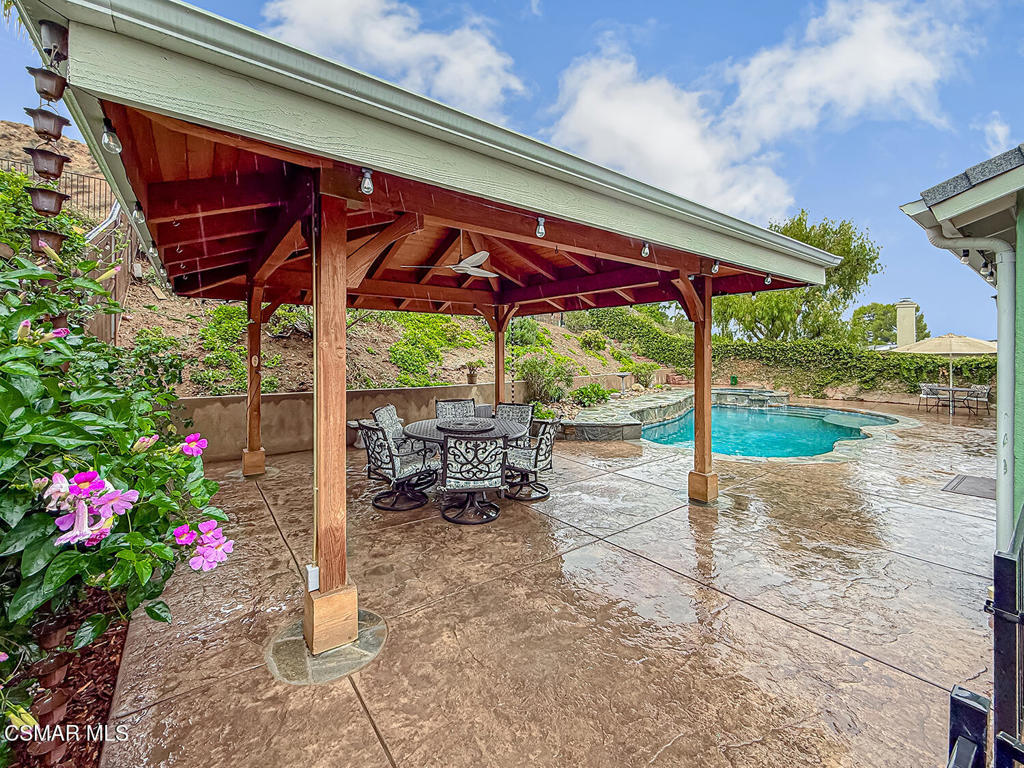 Hollow Hills-126 - 126 - Residential