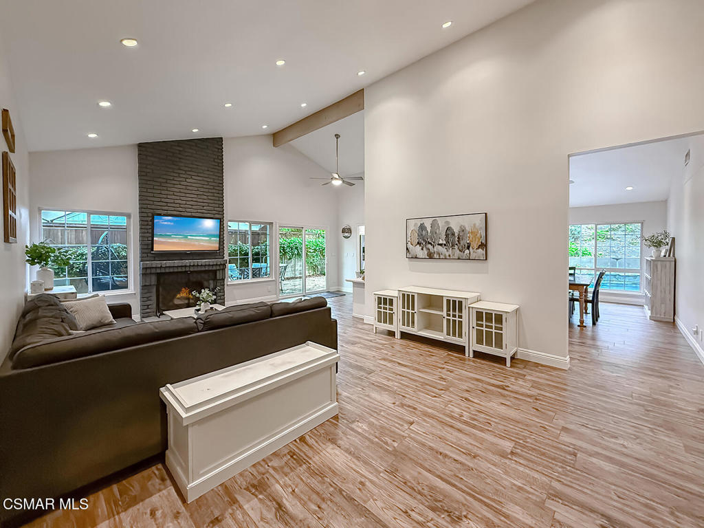 Hollow Hills-126 - 126 - Residential