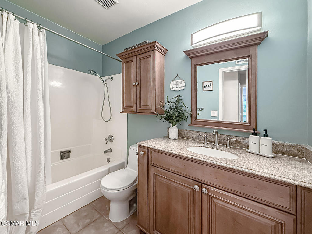 Hollow Hills-126 - 126 - Residential