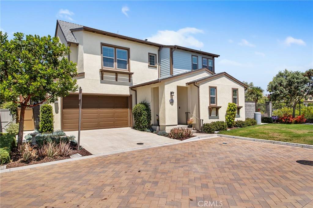 12 Ocaso Street