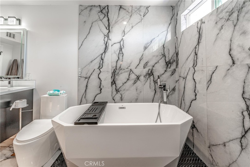 Lakewood Village (LVD) - Residential