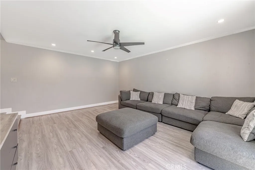 Long Beach, California 90808, United States, 4 Bedrooms Bedrooms, ,2 BathroomsBathrooms,Residential,Active,244483