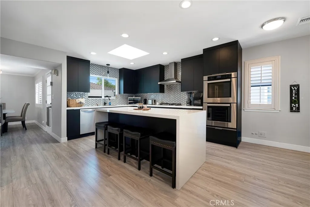 Long Beach, California 90808, United States, 4 Bedrooms Bedrooms, ,2 BathroomsBathrooms,Residential,Active,244483