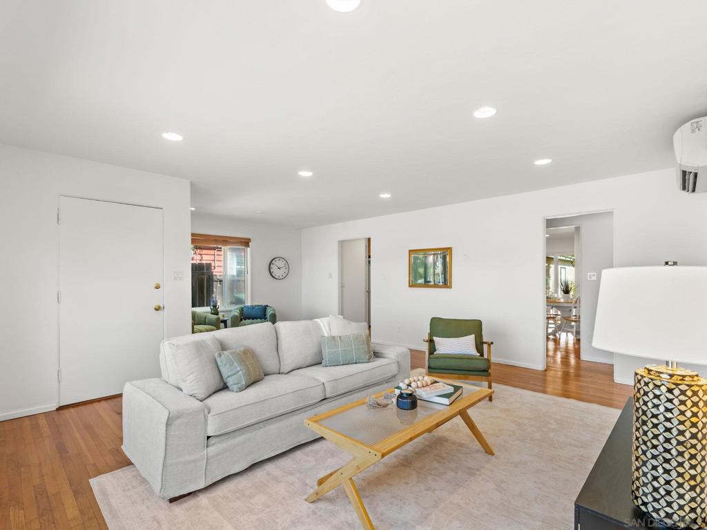171 Lindell Ave