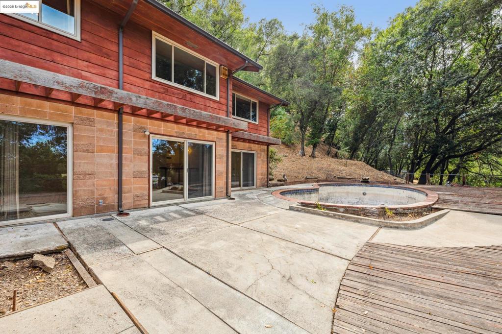 ALHAMBRA  VALLEY - Residential
