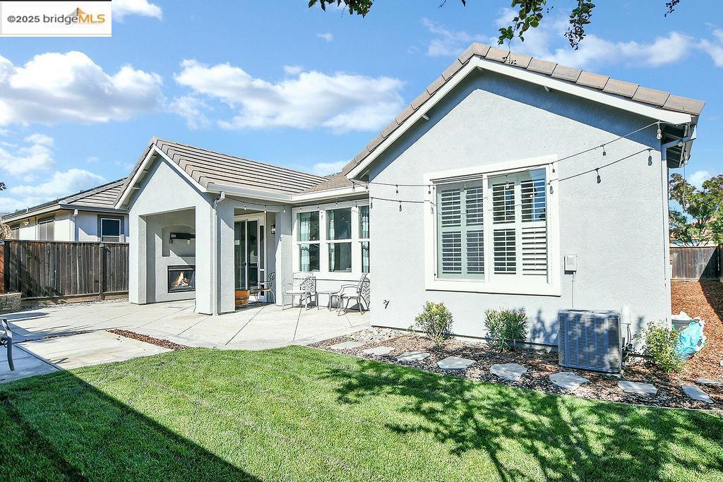 THE LAKES - Residential