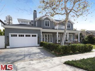 Picture Perfect Traditional in the Huntington! Built in 2010, this 2 story shingled home has a great feel with an open floor plan and lots of natural light. There are 5 bedrooms/4.5 bathrooms and beautiful hardwood floors throughout. Open and casual living room and dining room with French doors leading out to a long front porch and swing. Fabulous kitchen/family area with sliding pocket doors that lead out to the saltwater pool and spa. A triple AAA location in the best neighborhood. No sign on property.