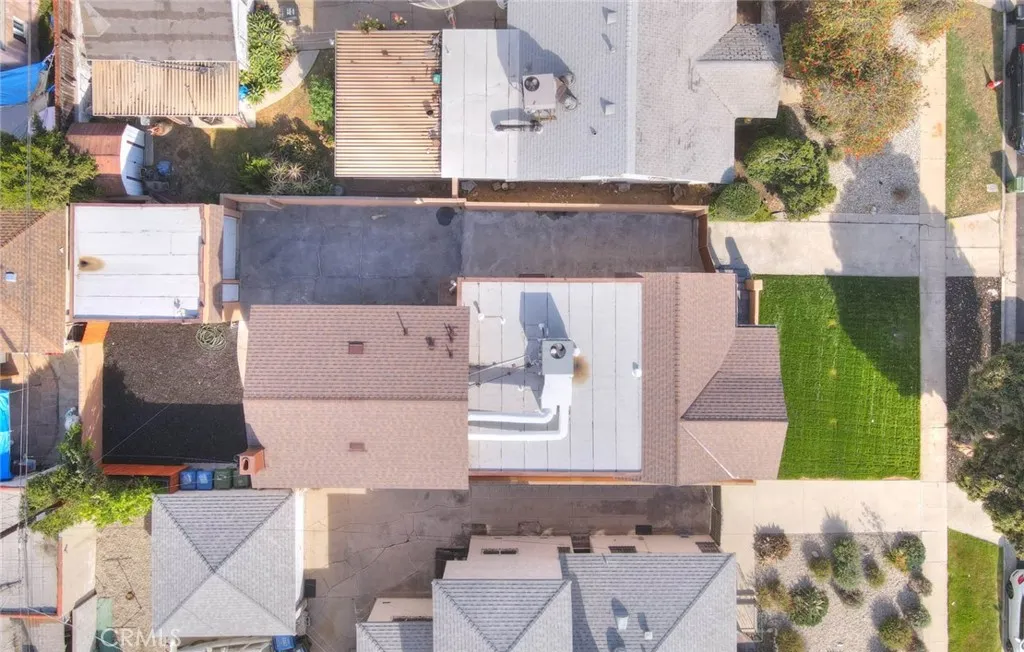 Los Angeles, California 90044, United States, 3 Bedrooms Bedrooms, ,2 BathroomsBathrooms,Residential,Active,213307