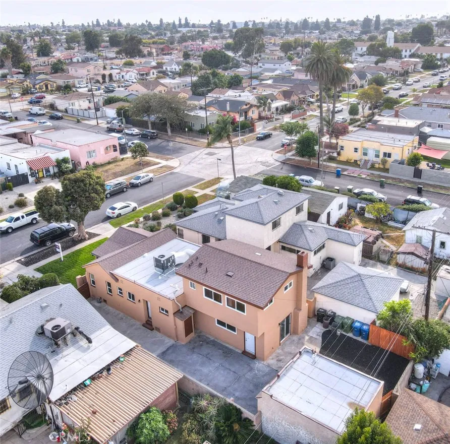 Los Angeles, California 90044, United States, 3 Bedrooms Bedrooms, ,2 BathroomsBathrooms,Residential,Active,213307