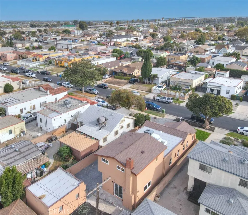 Los Angeles, California 90044, United States, 3 Bedrooms Bedrooms, ,2 BathroomsBathrooms,Residential,Active,213307