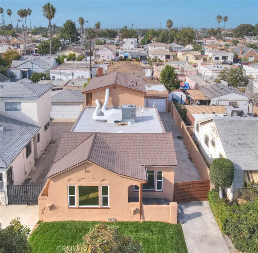 Los Angeles, California 90044, United States, 3 Bedrooms Bedrooms, ,2 BathroomsBathrooms,Residential,Active,213307