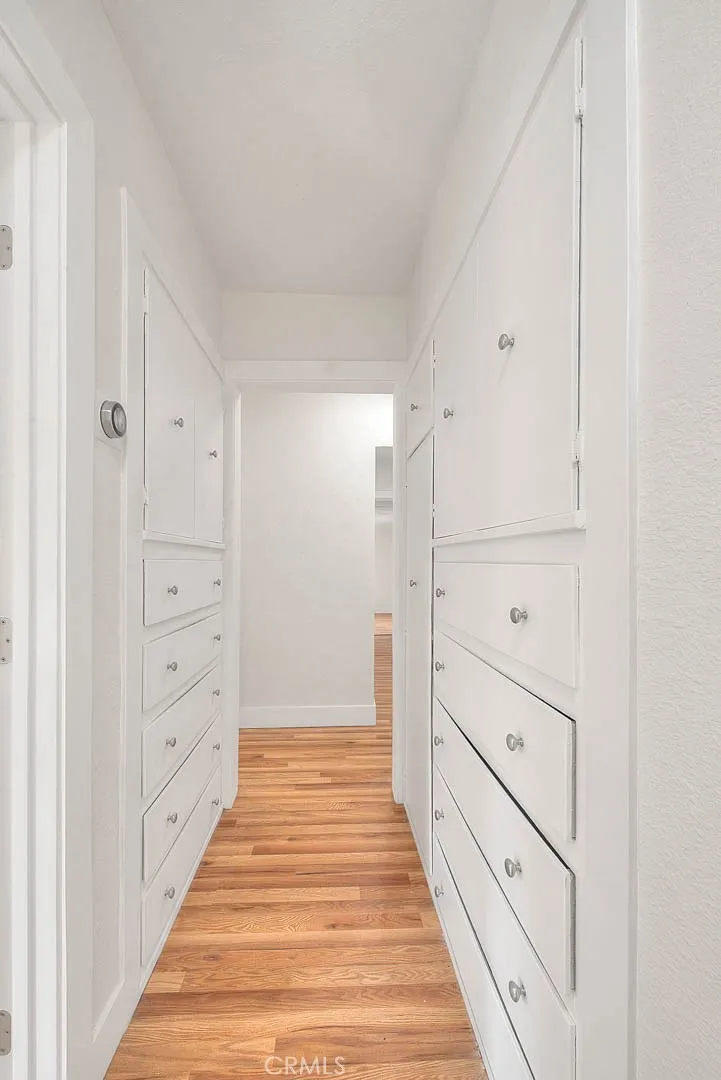 Los Angeles, California 90044, United States, 3 Bedrooms Bedrooms, ,2 BathroomsBathrooms,Residential,Active,213307