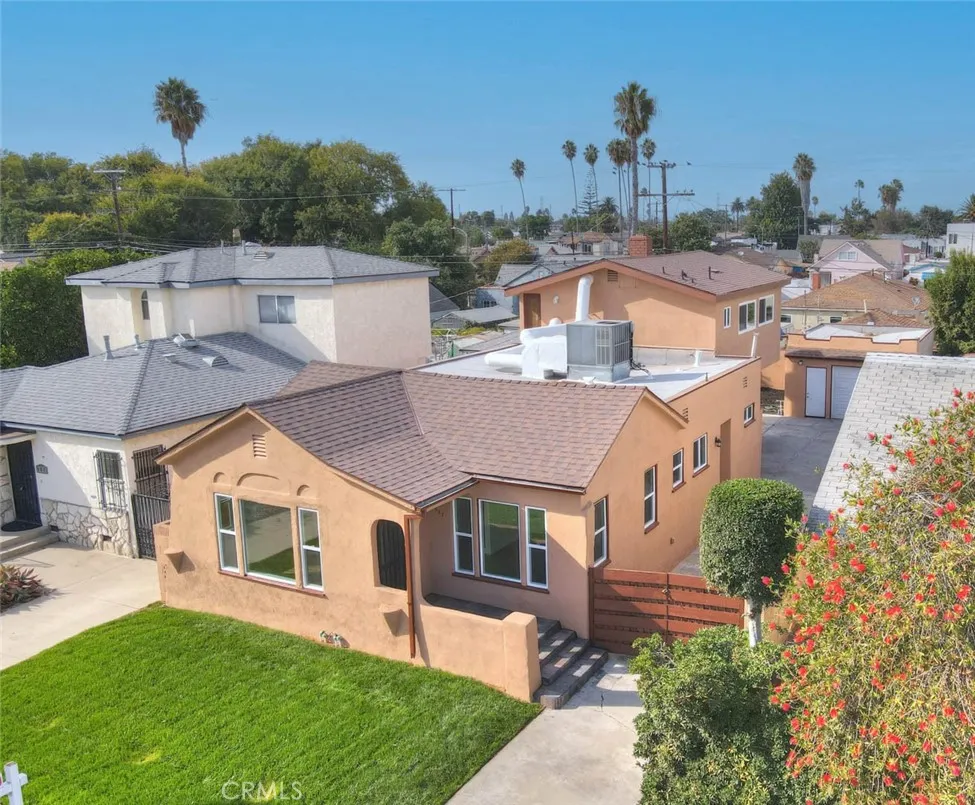 Los Angeles, California 90044, United States, 3 Bedrooms Bedrooms, ,2 BathroomsBathrooms,Residential,Active,213307