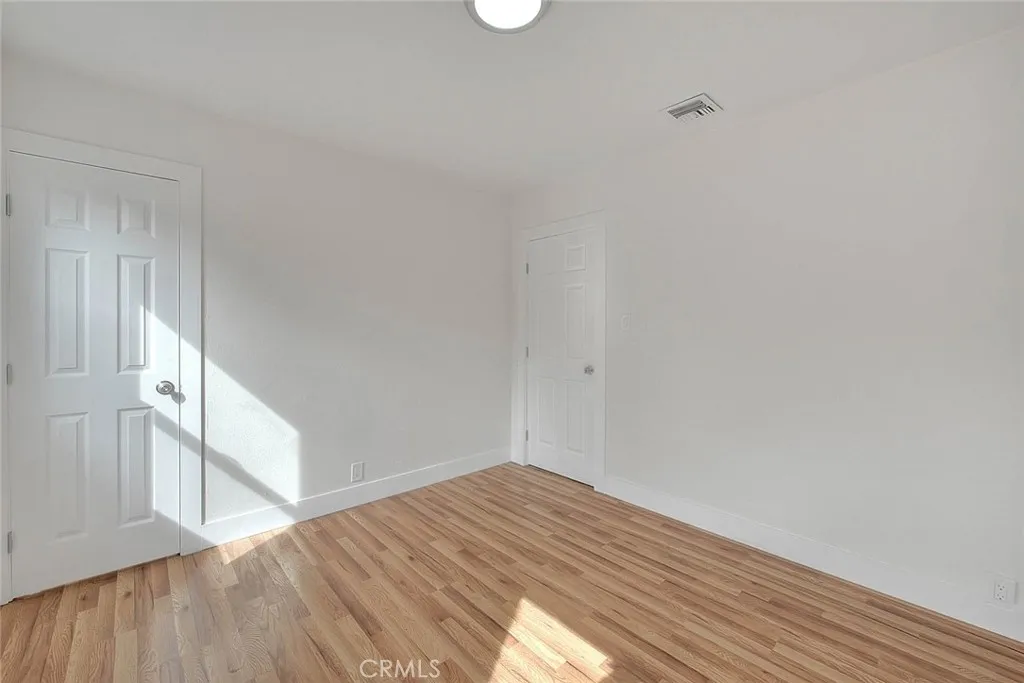 Los Angeles, California 90044, United States, 3 Bedrooms Bedrooms, ,2 BathroomsBathrooms,Residential,Active,213307