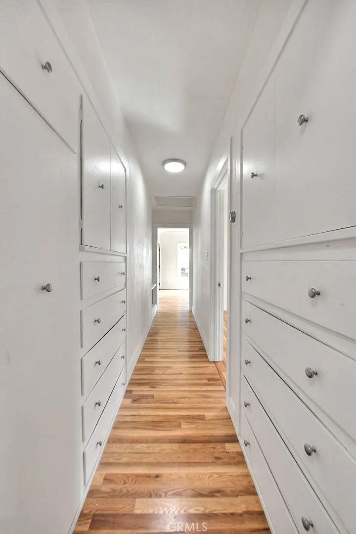 Los Angeles, California 90044, United States, 3 Bedrooms Bedrooms, ,2 BathroomsBathrooms,Residential,Active,213307