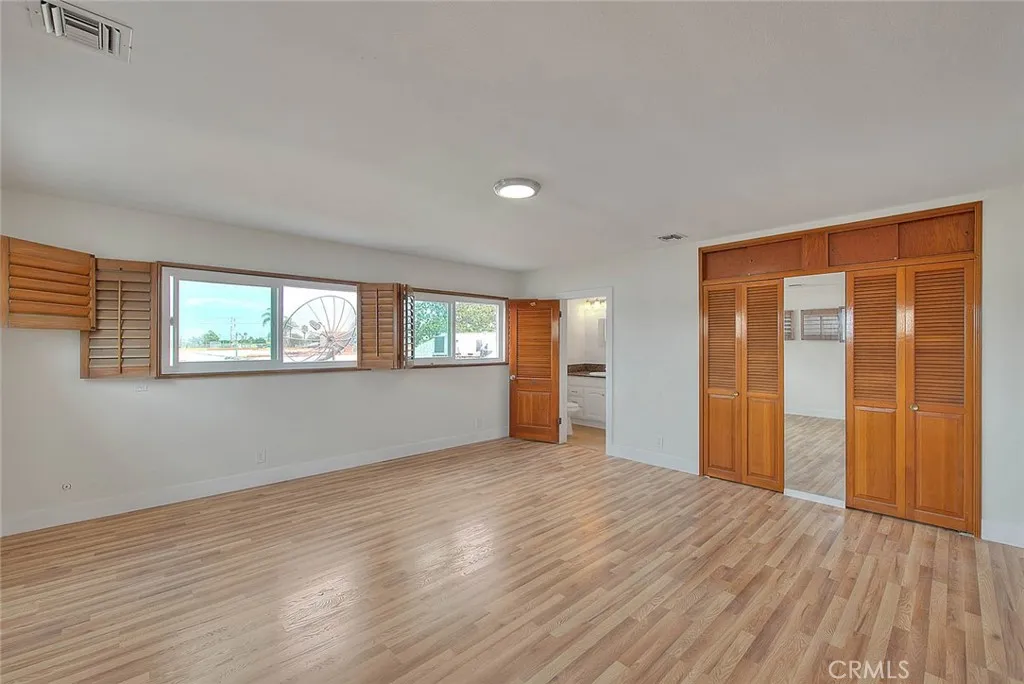 Los Angeles, California 90044, United States, 3 Bedrooms Bedrooms, ,2 BathroomsBathrooms,Residential,Active,213307