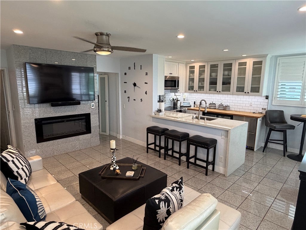 230 Linden 502