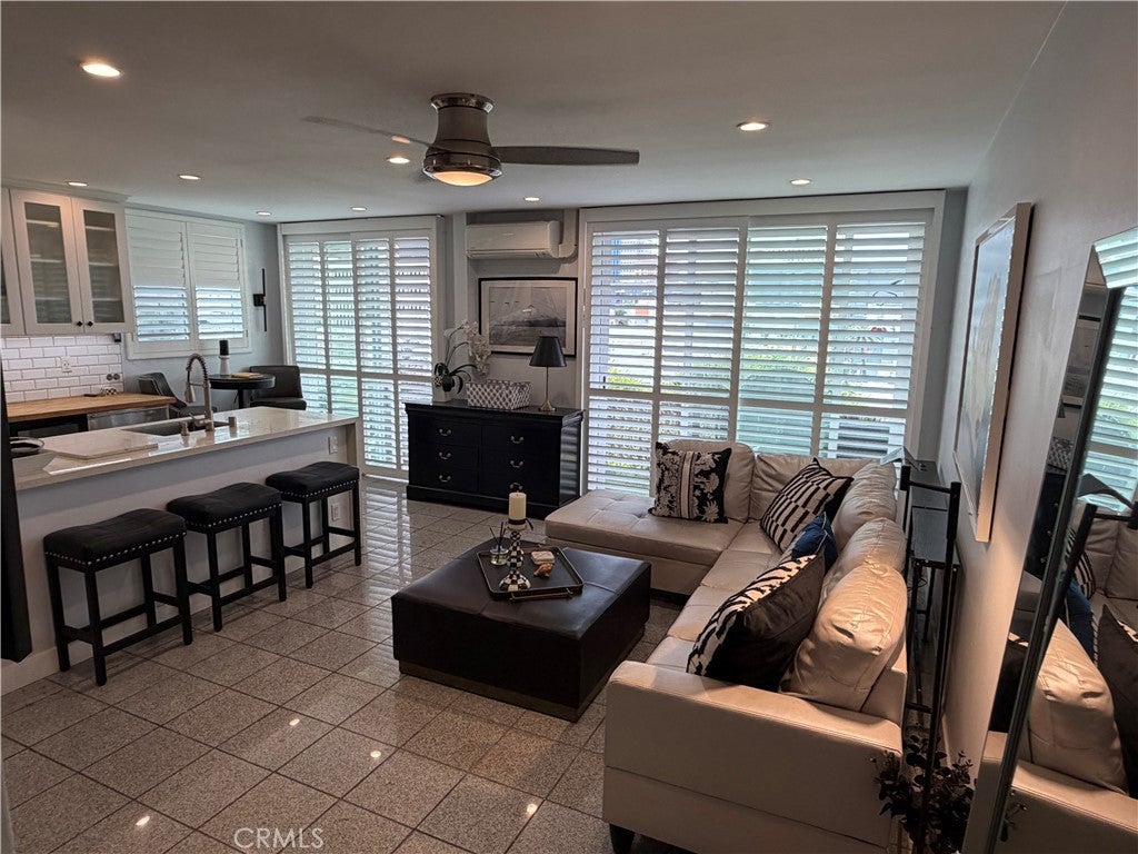 230 Linden 502