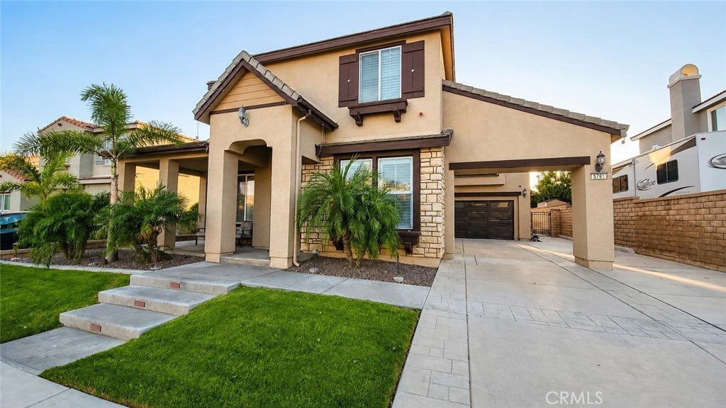 5798 San Fernando Place