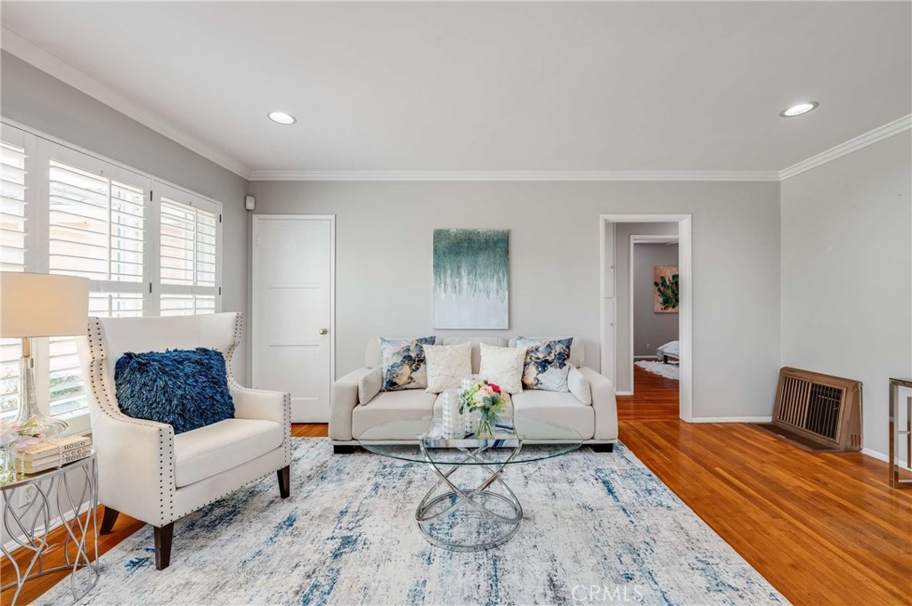 3219 Fairman