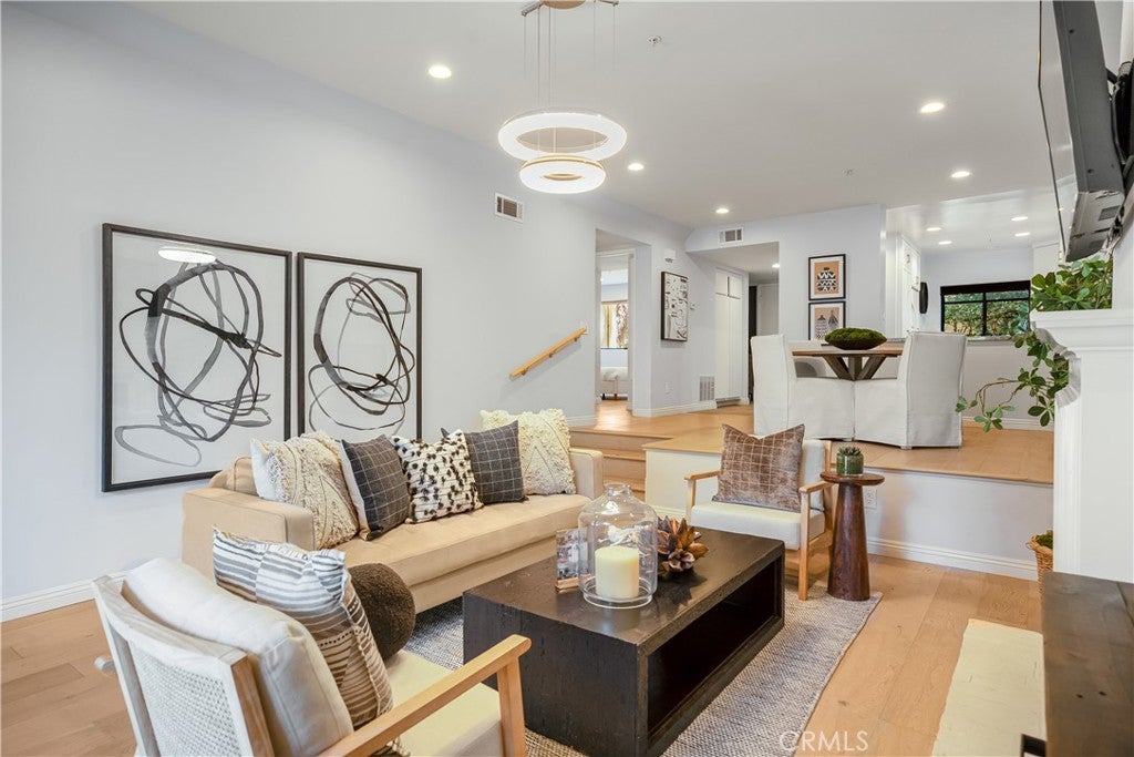 1054 Seco Street 106