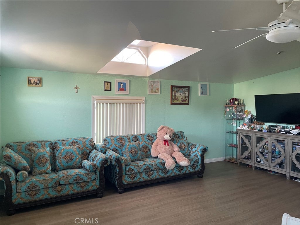 2191 Harbor 13