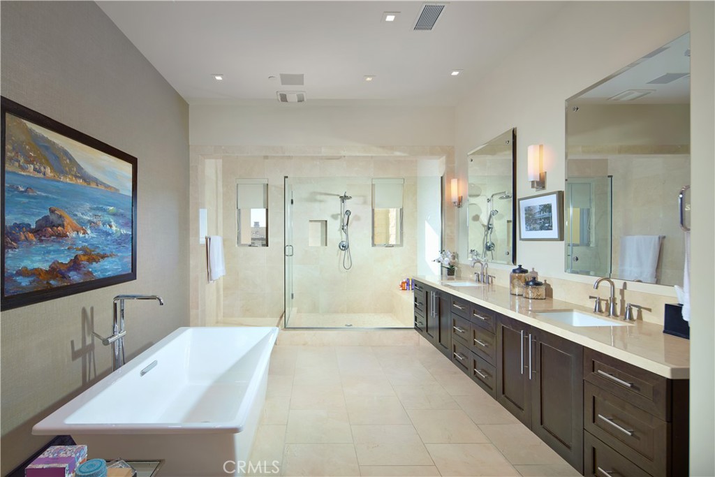 The Grand Monarch - Residential