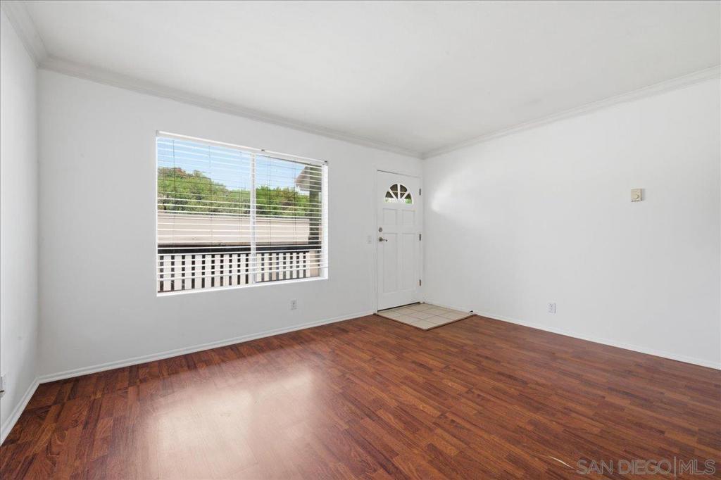 615 Vine Steet 26