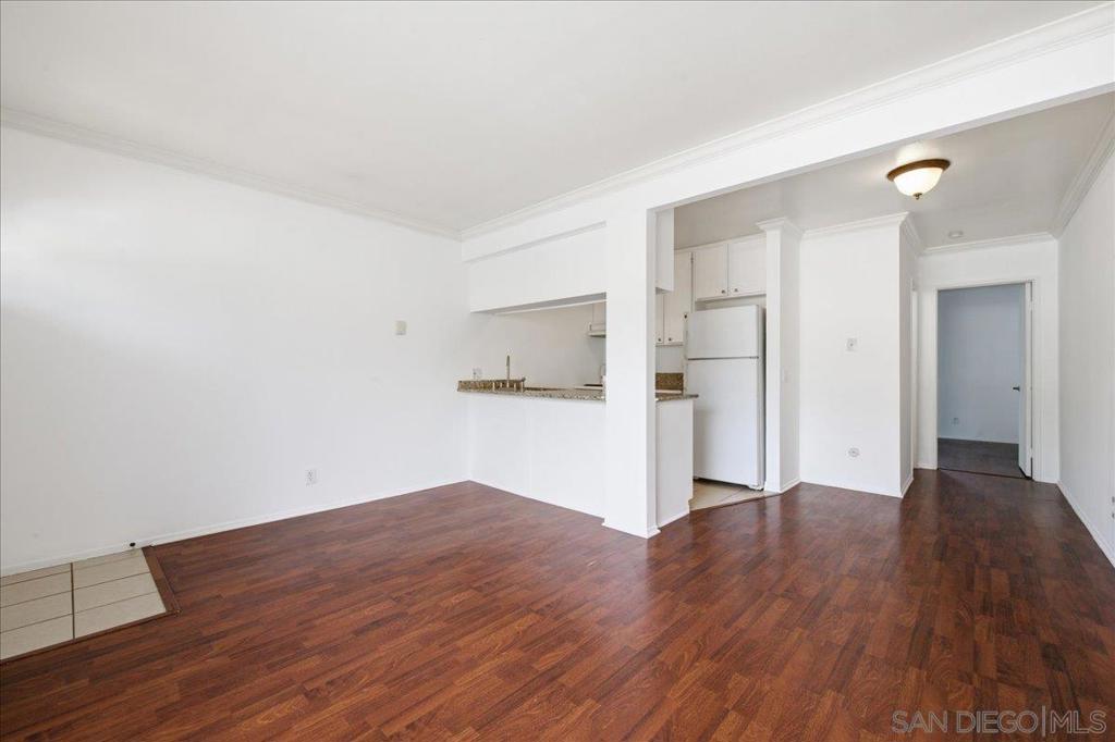 615 Vine Steet 26