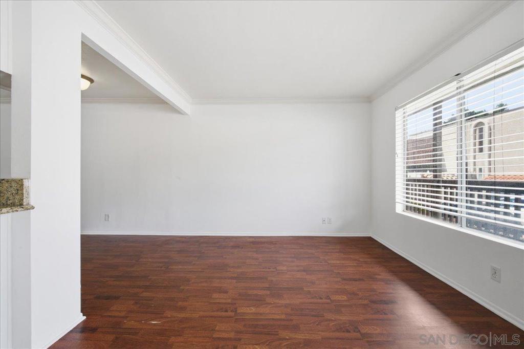 615 Vine Steet 26
