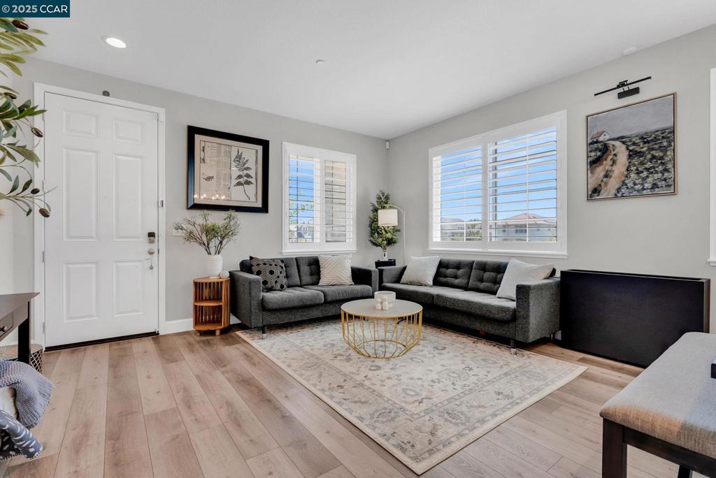 CORDELIA - Residential
