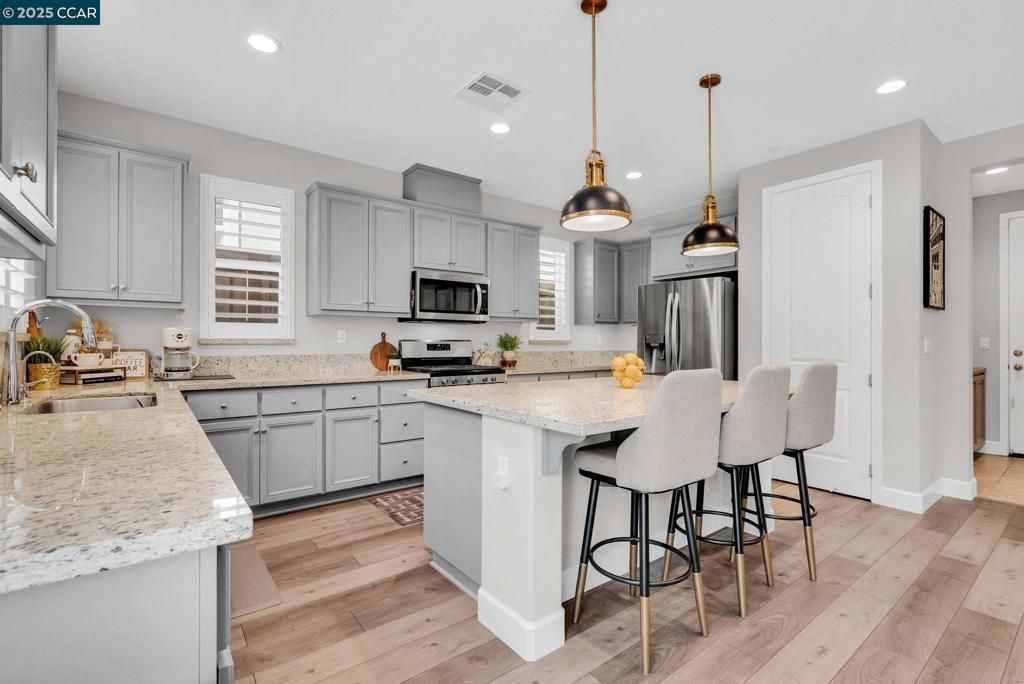 Photo of 499 Yarrow Dr Dr, Fairfield, CA 94534 (MLS # 41110774)