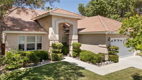 Photo of 4027 Via Barbara, Lancaster, CA 93536 (MLS # SR26103602)