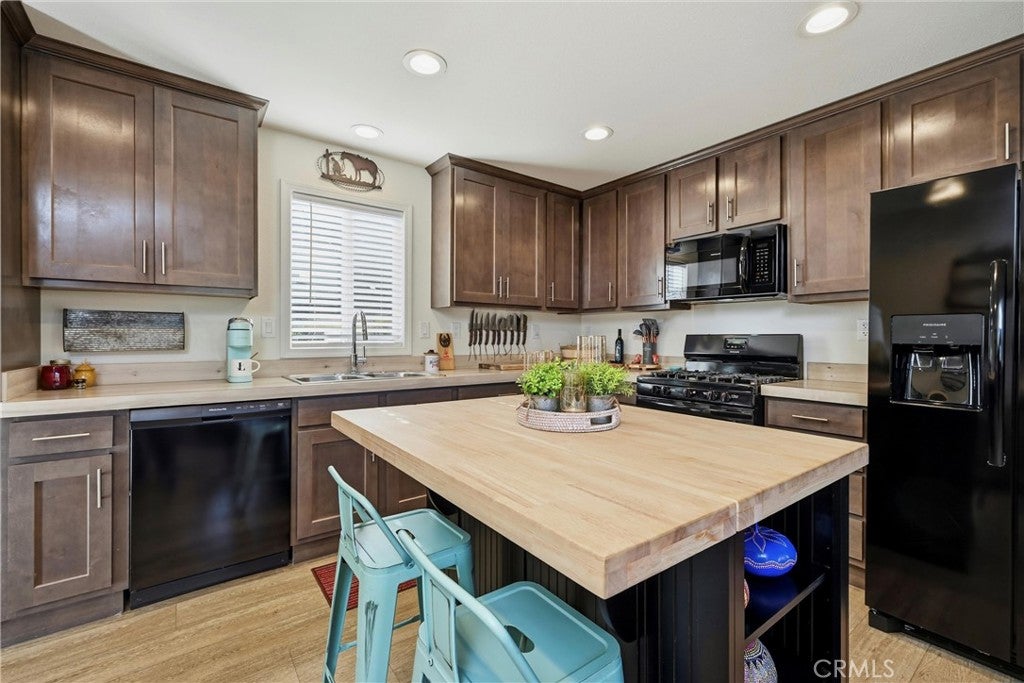 16347 Pueblo Trail
