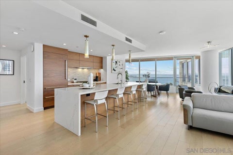 Photo of 888 W E St ST #Unit 1001, San Diego, CA 92101 (MLS # 260021974SD)