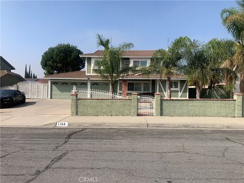 Photo of 1144 N Glenwood Ave, Rialto, CA 92376 (MLS # PW25249565) Photo of 1144 N Glenwood Ave, Rialto, CA 92376 (MLS # PW25249565)
