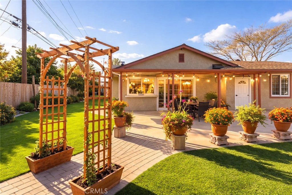 1682 Darnel Court