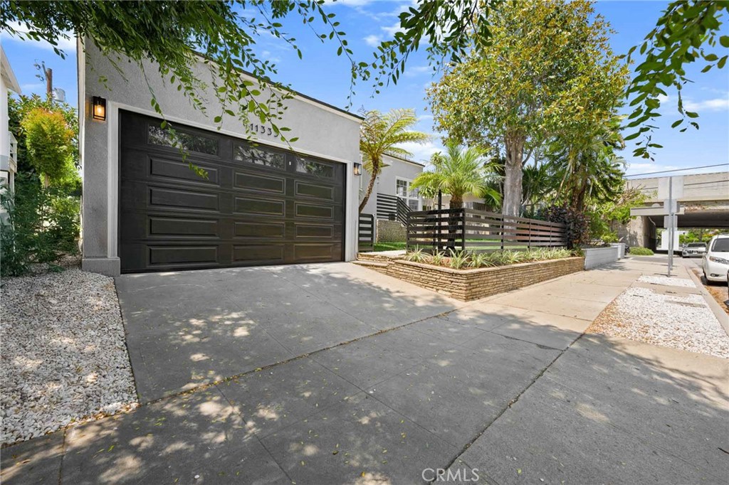 Properties 2 11333 Montana Avenue
