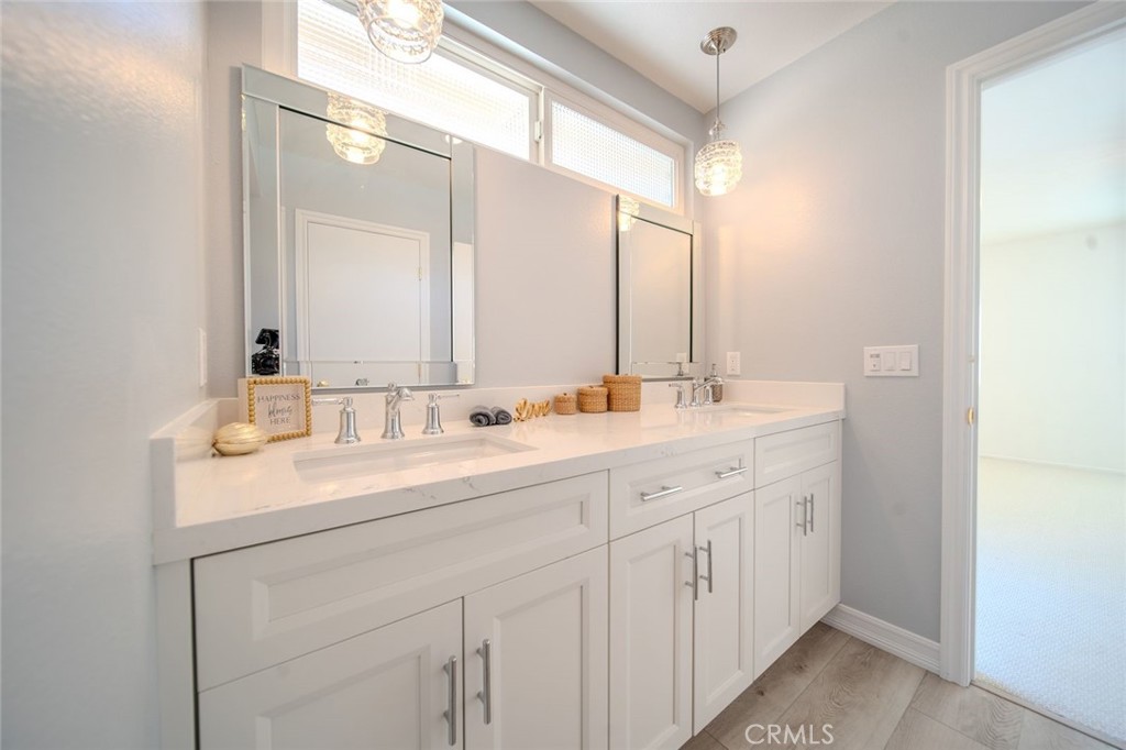 Conejo Hills (302) - Residential