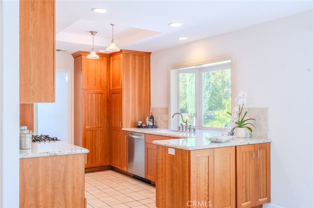 Conejo Hills (302) - Residential