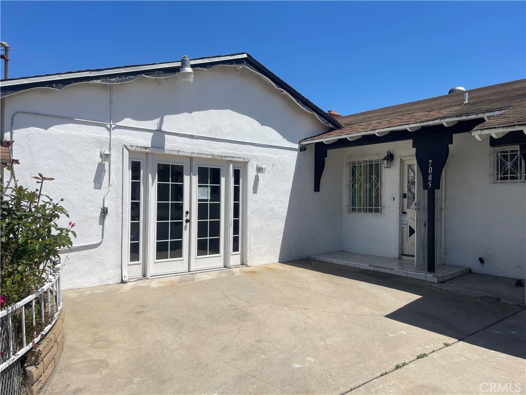 7085 Madrone Avenue