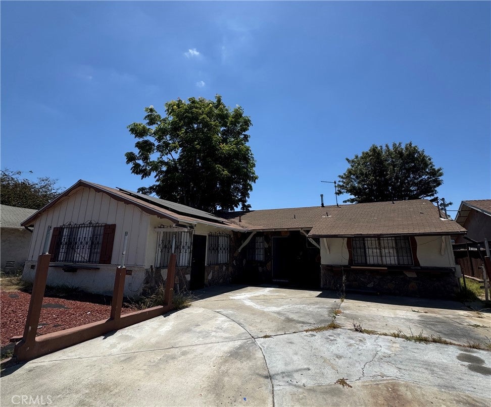 7265 Skyline Drive