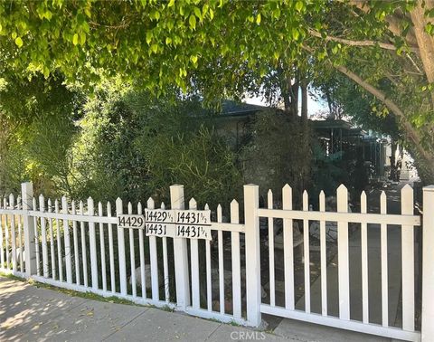 Photo of 14429 Dickens Street #1/2, Sherman Oaks, CA 91423 (MLS # AR26092763)