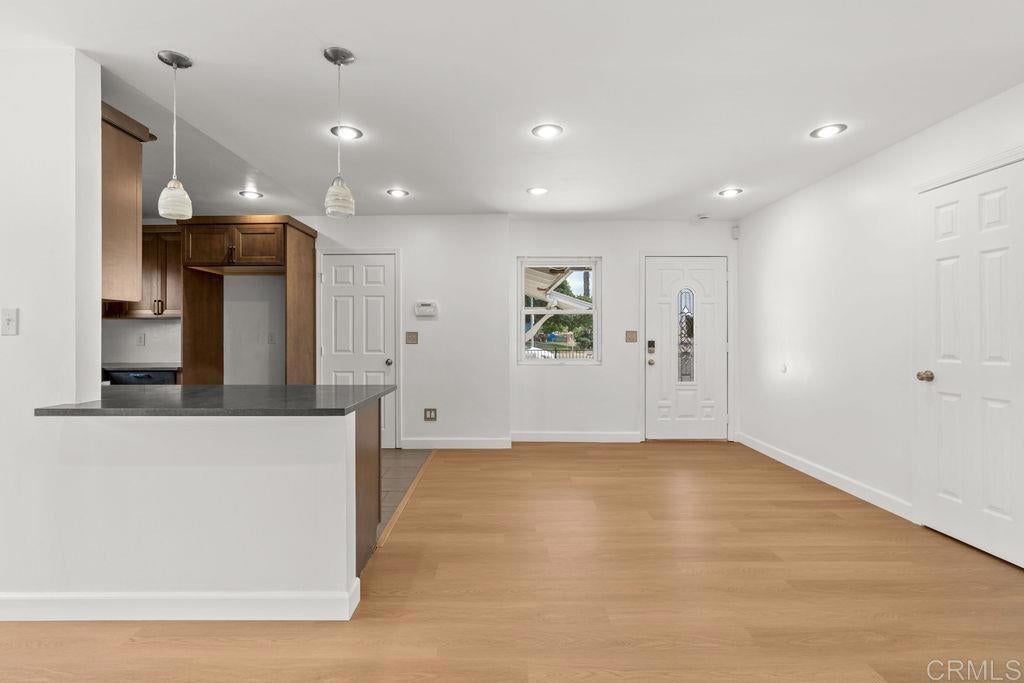 7112 Skyline Drive