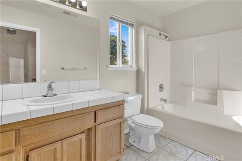 Tiny photo for 901 Sleepy Hollow Road, Paso Robles, CA 93446 (MLS # SR26072223)