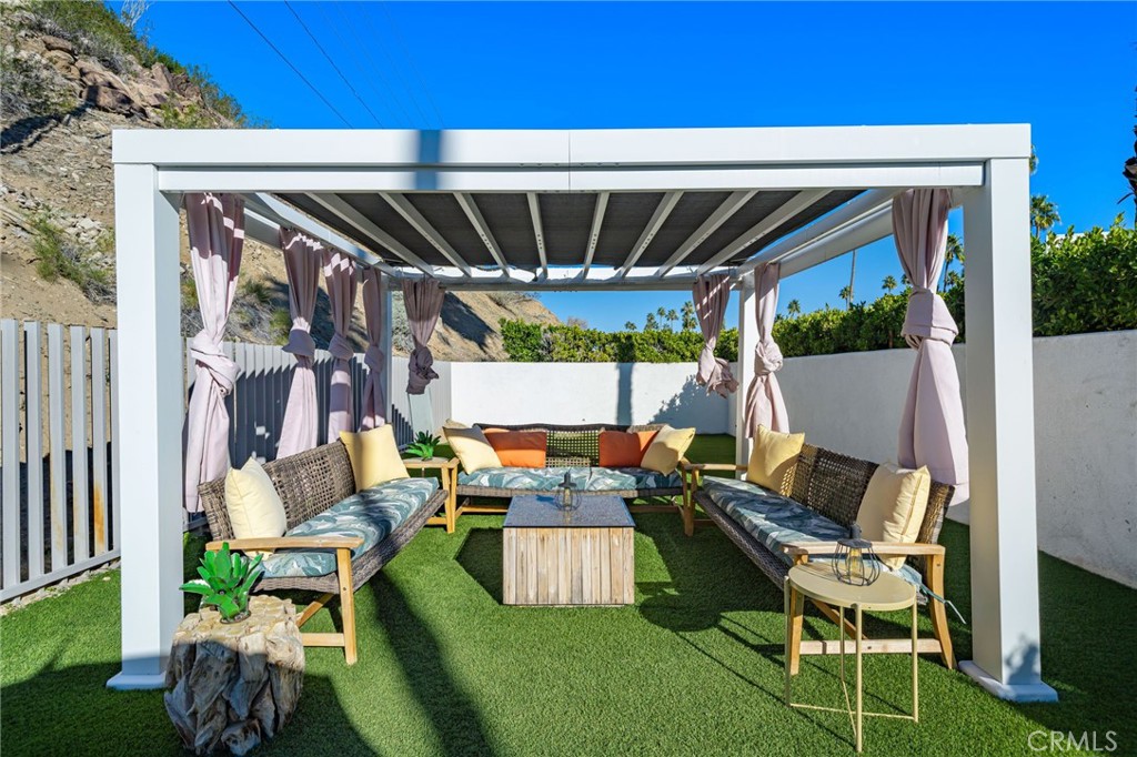 Indian Canyon Villas (33456) - Residential