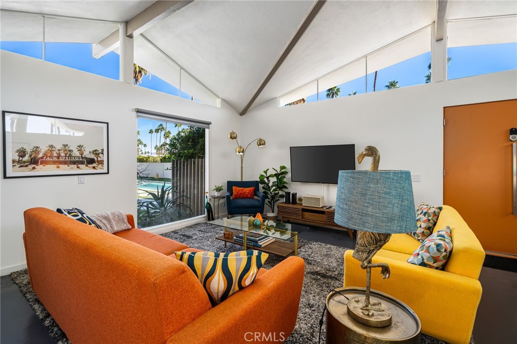 Indian Canyon Villas (33456) - Residential