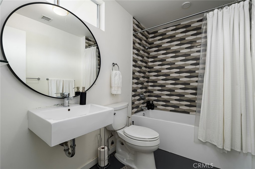 Indian Canyon Villas (33456) - Residential