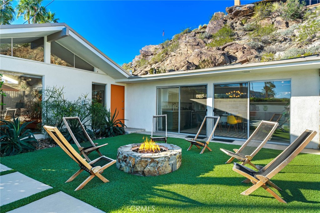 Indian Canyon Villas (33456) - Residential